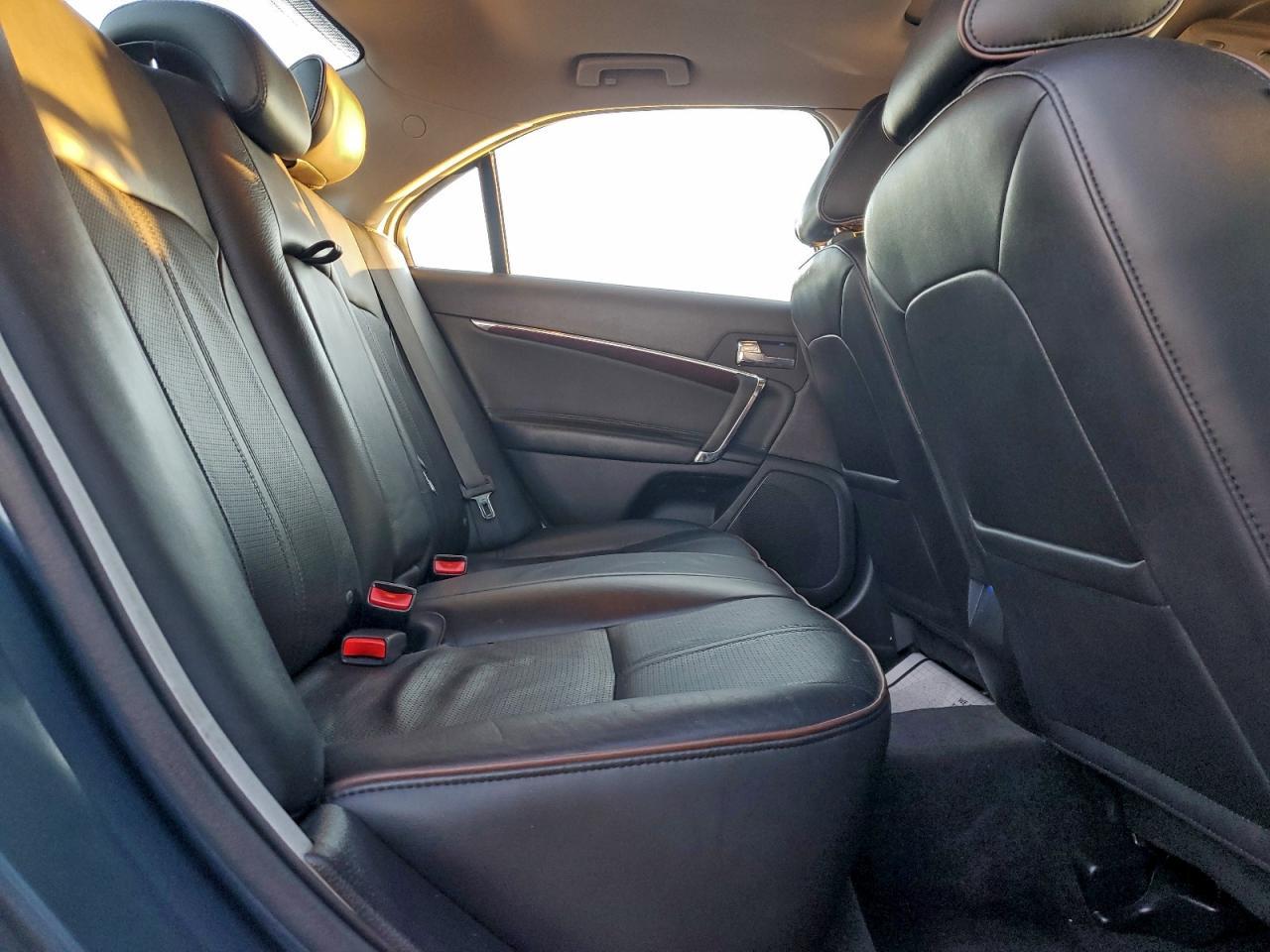 2011 LINCOLN MKZ