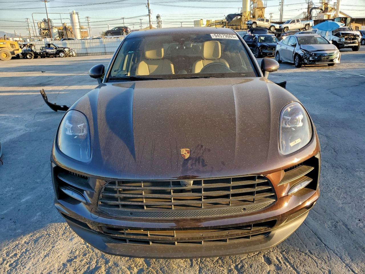 2021 PORSCHE Macan