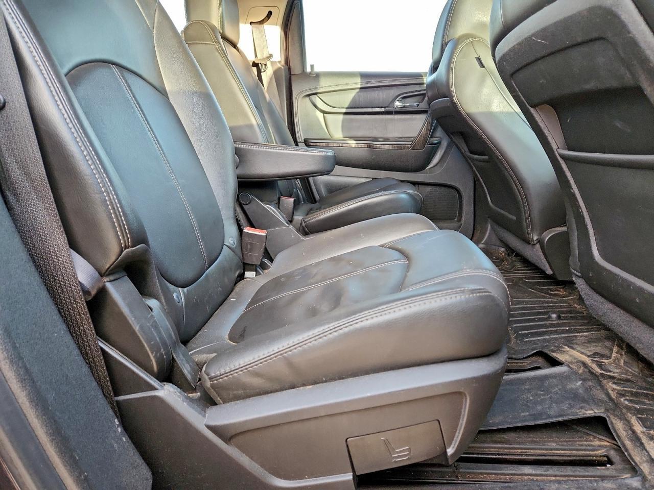 2016 GMC ACADIA