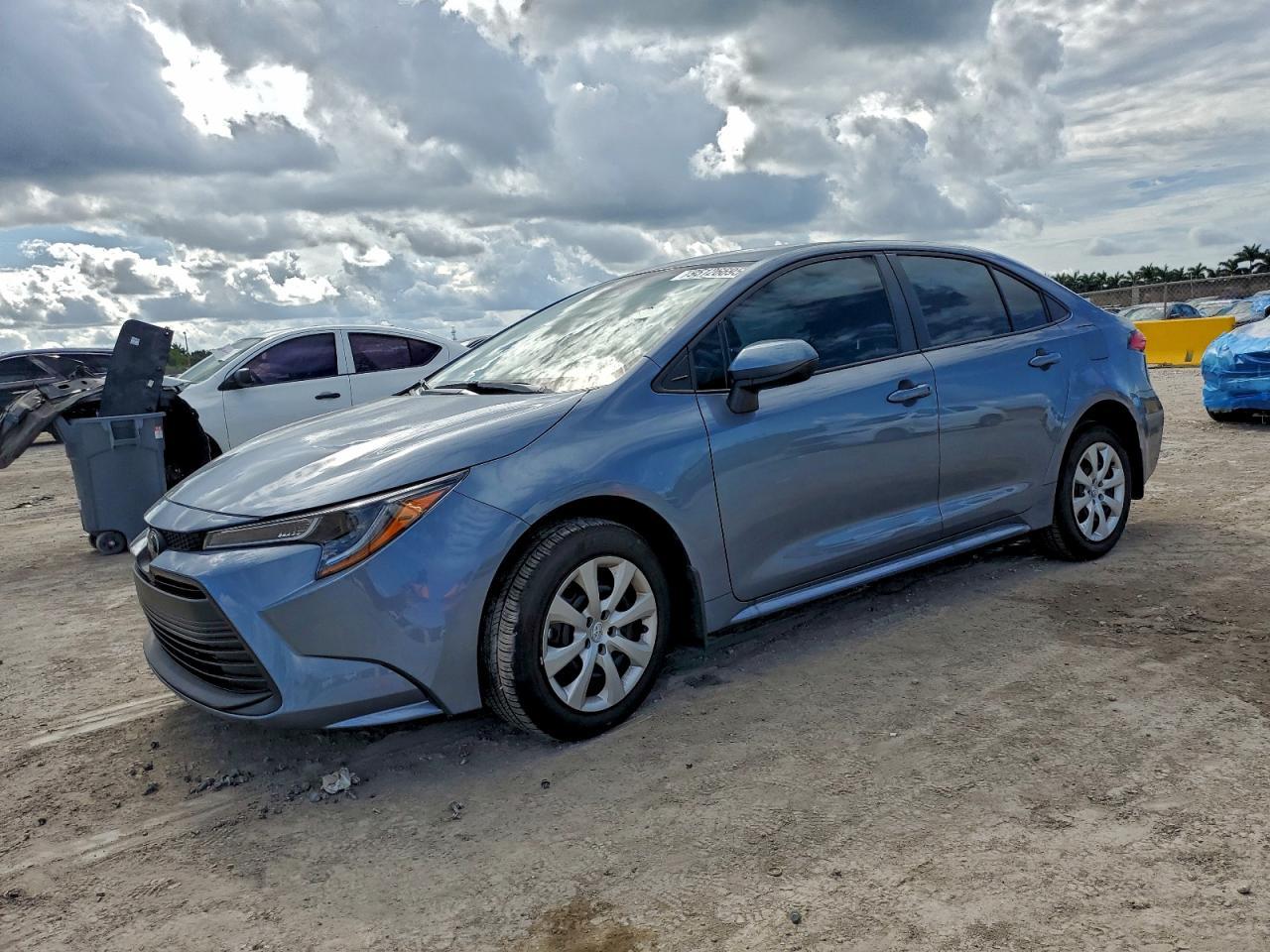 2025 TOYOTA COROLLA