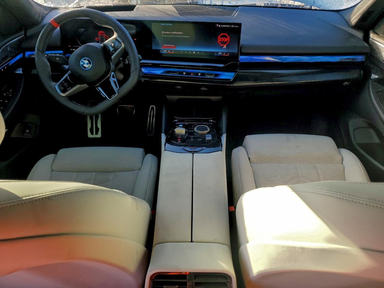 2025 BMW i5