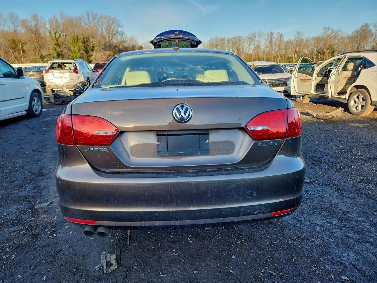 2013 VOLKSWAGEN JETTA