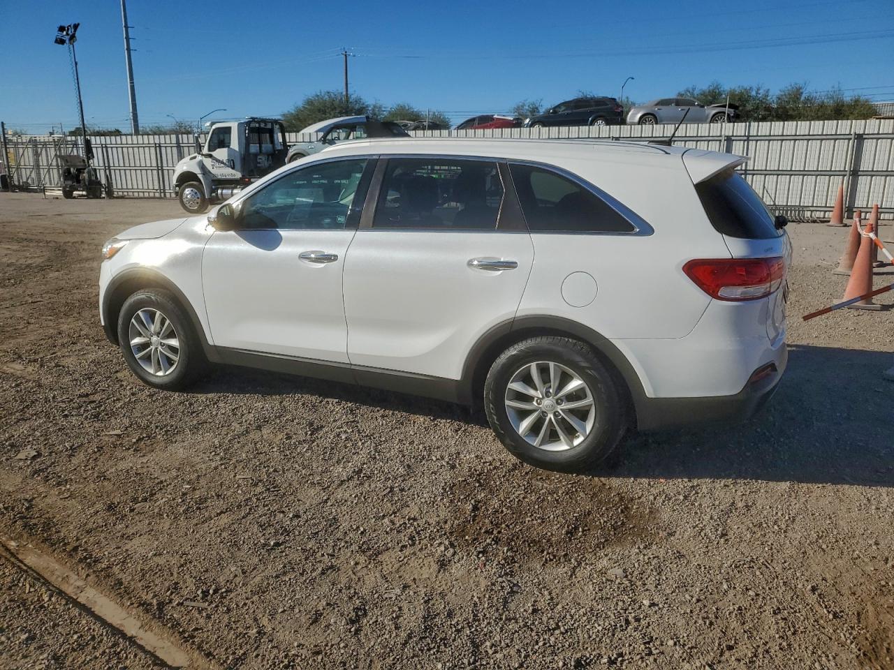 2017 KIA SORENTO
