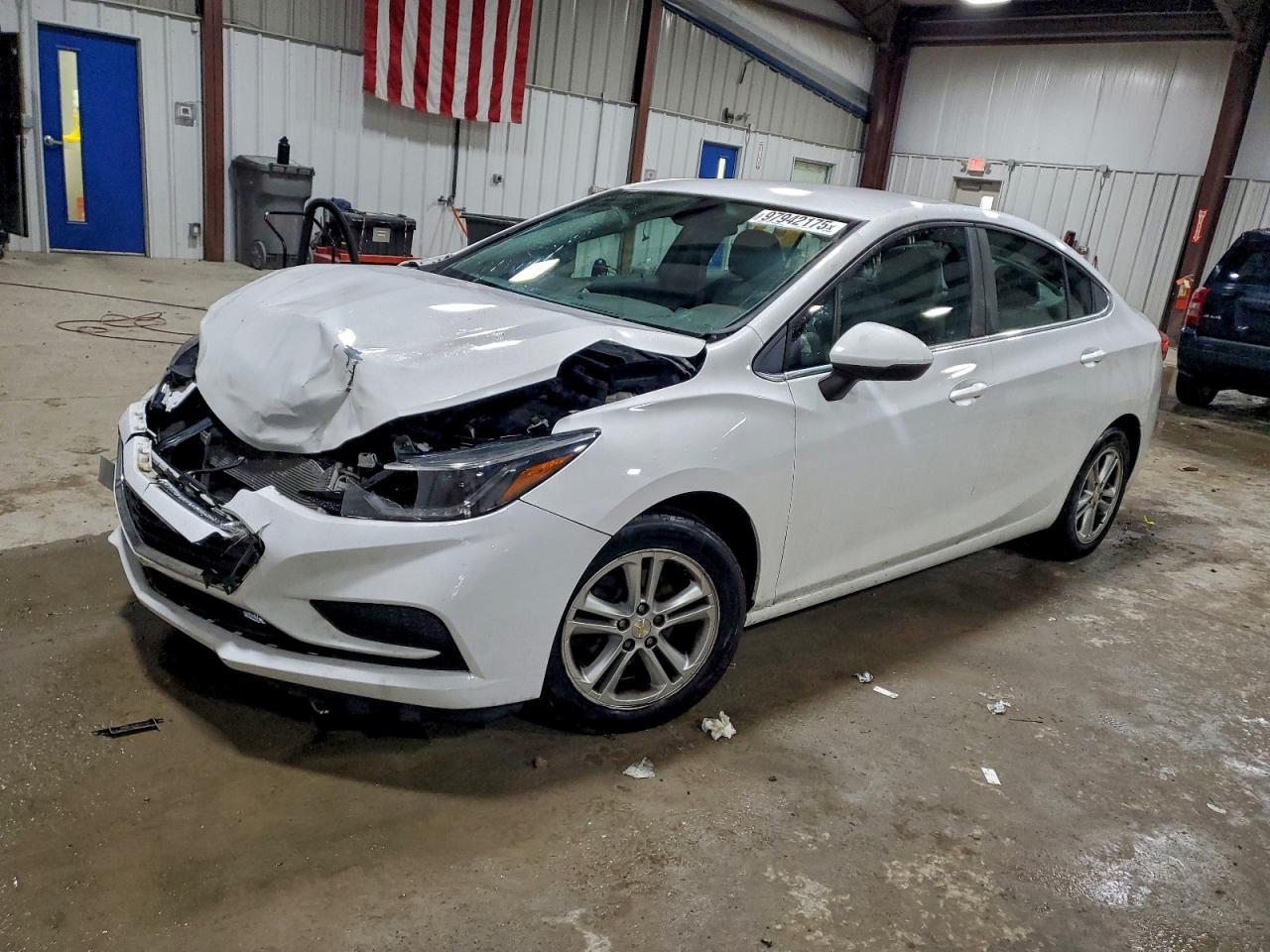 2017 CHEVROLET CRUZE