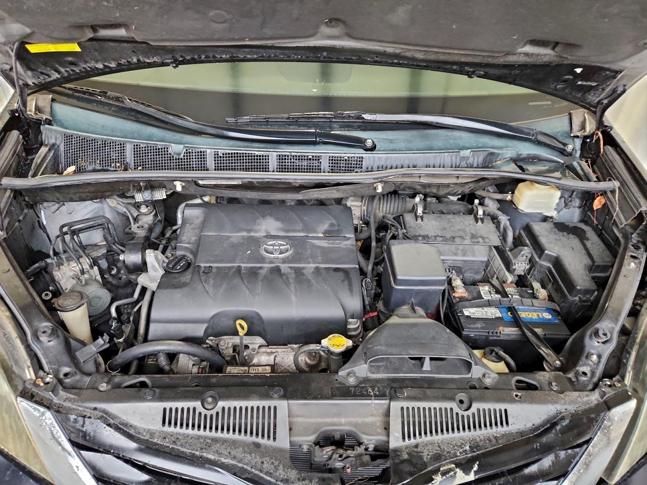 2015 TOYOTA SIENNA