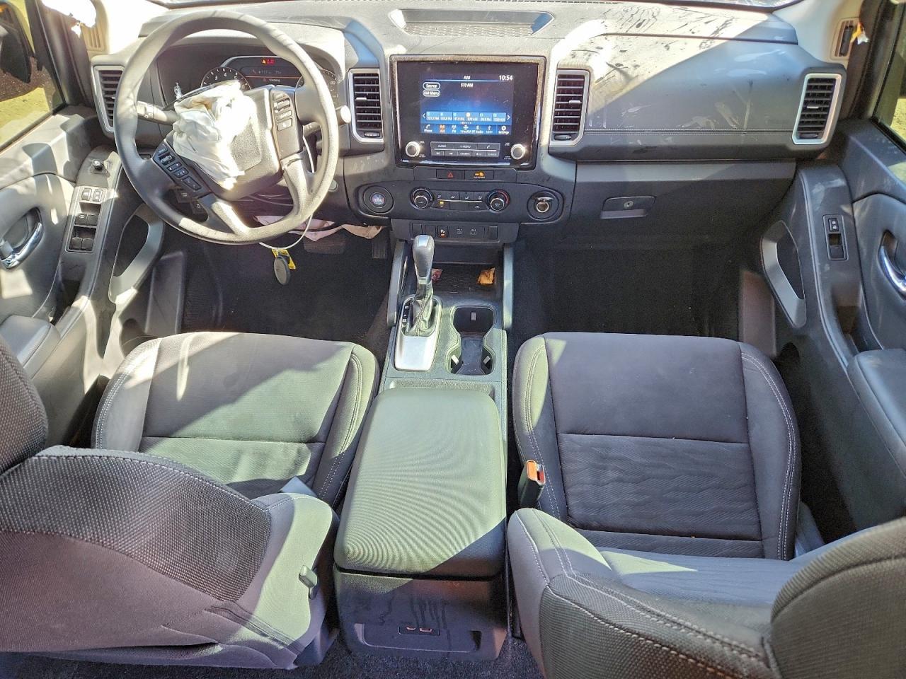 2022 NISSAN Frontier