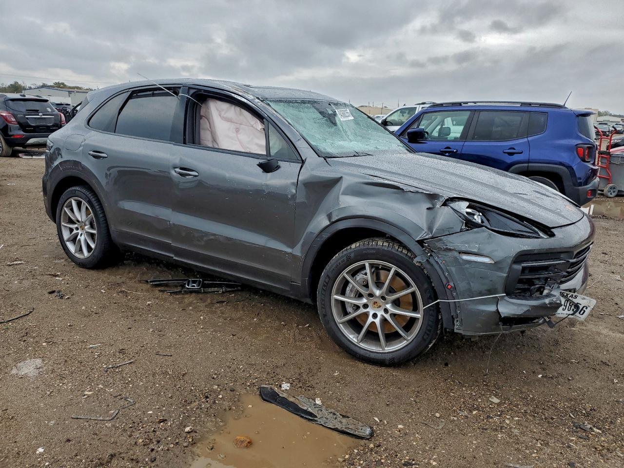 2023 PORSCHE CAYENNE