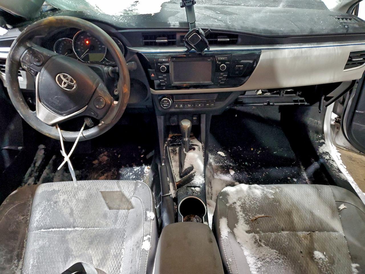 2016 TOYOTA COROLLA