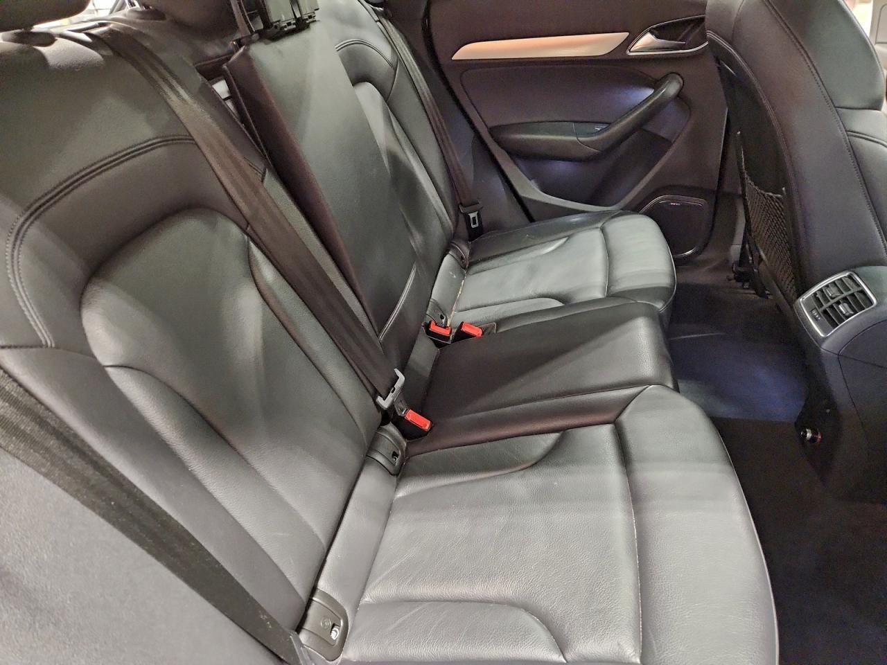 2015 AUDI Q3