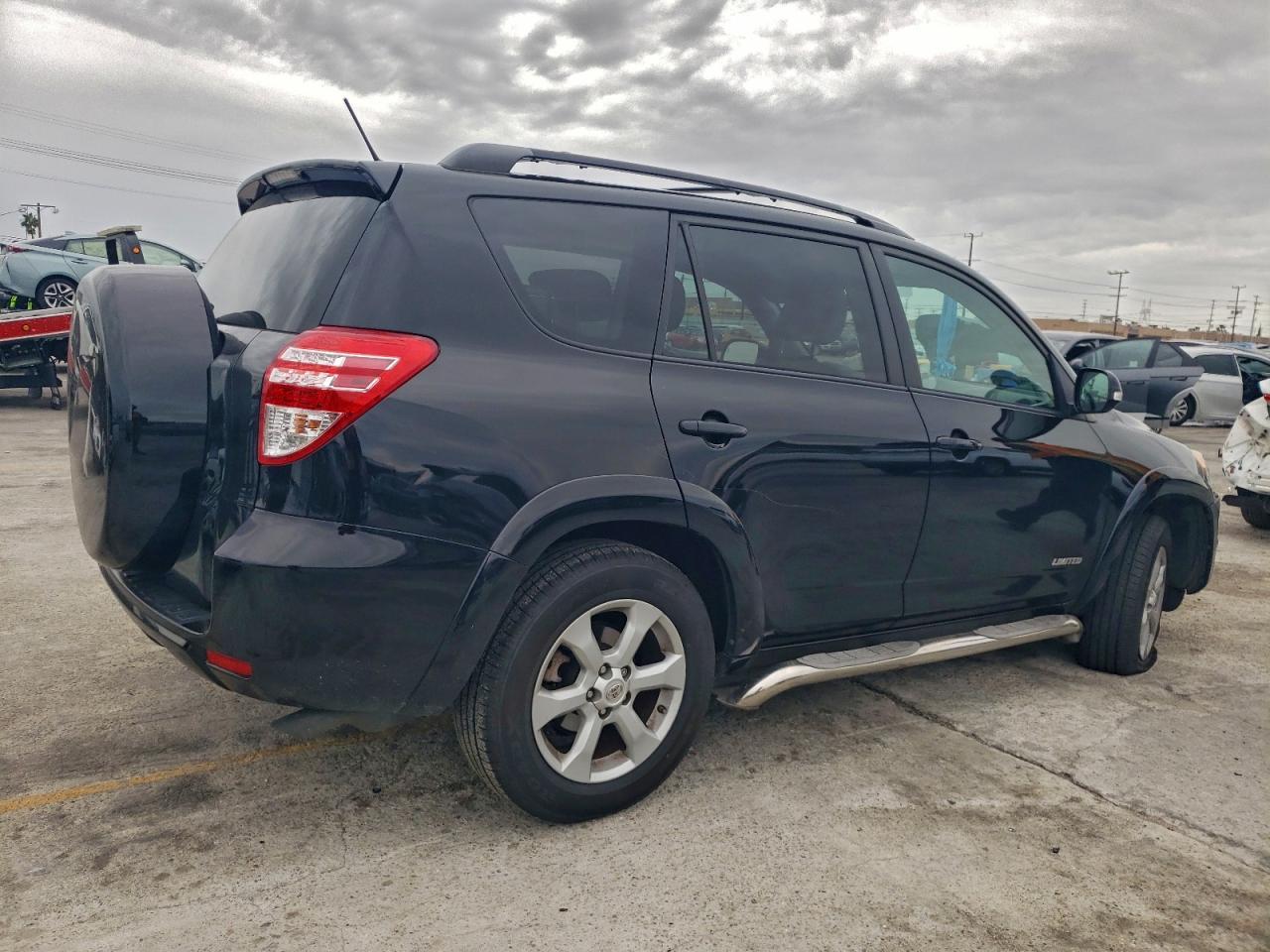2011 TOYOTA RAV4