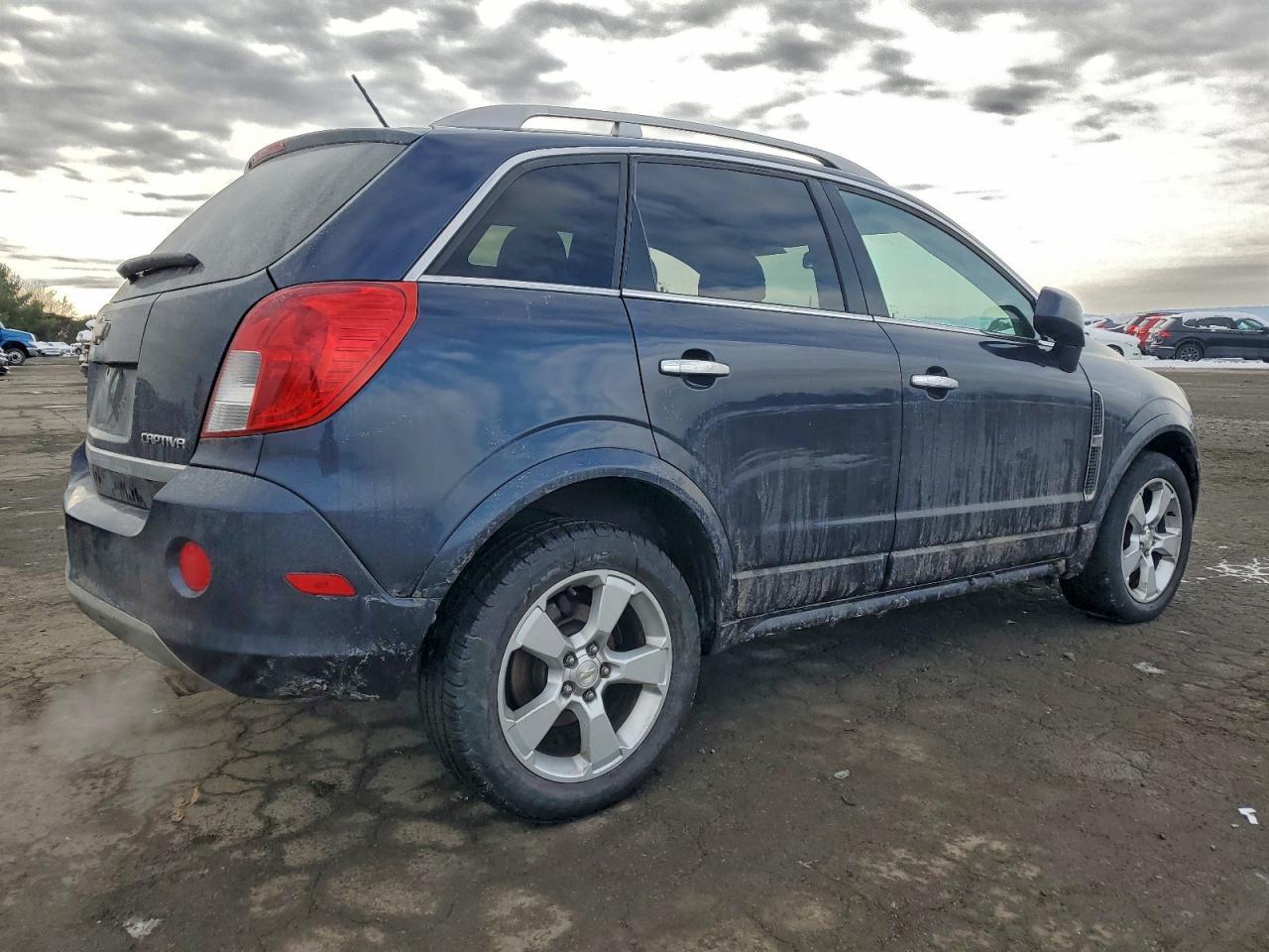 2014 CHEVROLET Captiva