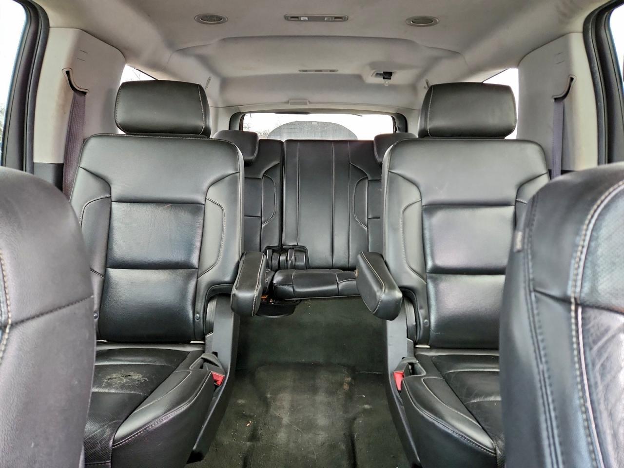2015 CHEVROLET Suburban
