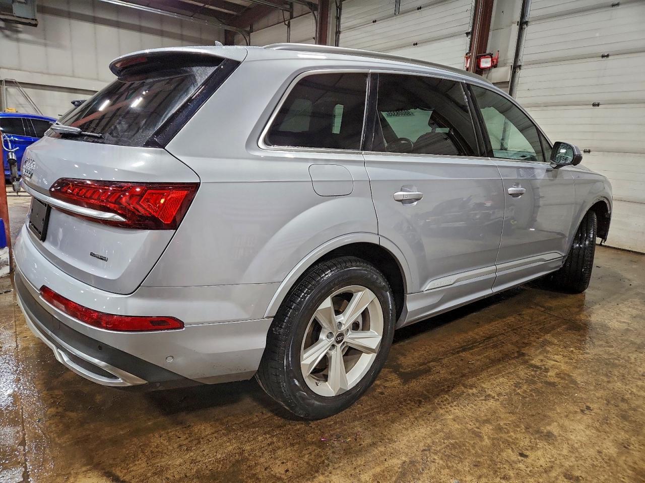 2021 AUDI Q7
