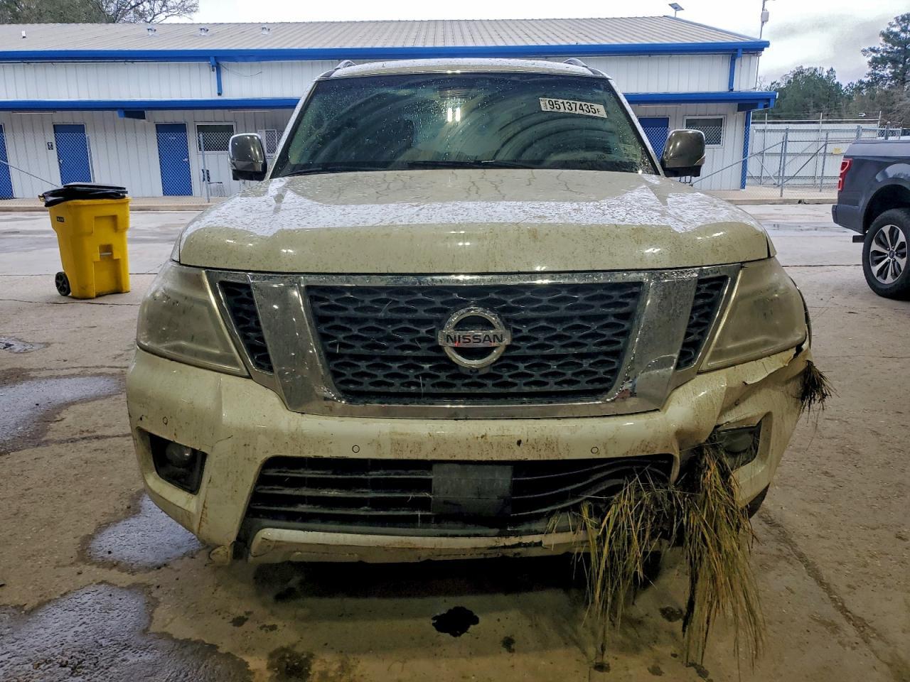 2017 NISSAN Armada