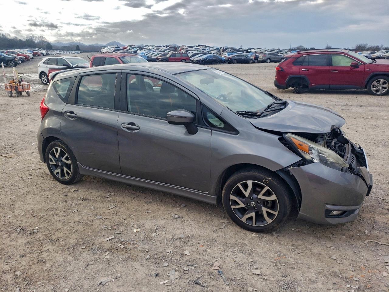 2017 NISSAN Versa Note