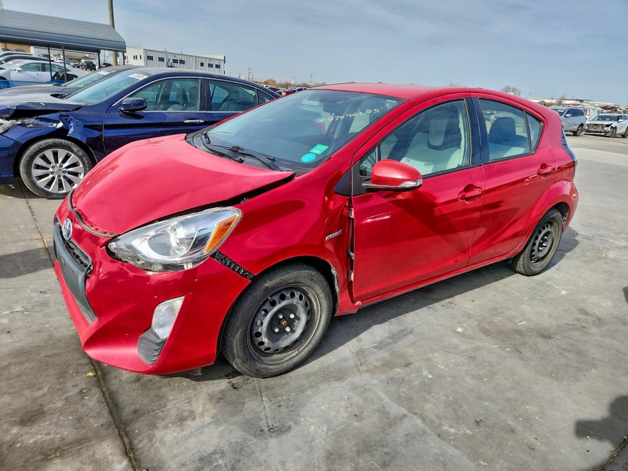2016 TOYOTA Prius c