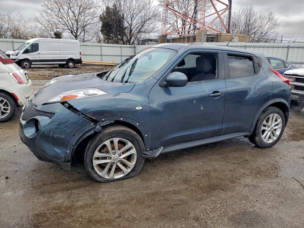 2013 NISSAN Juke