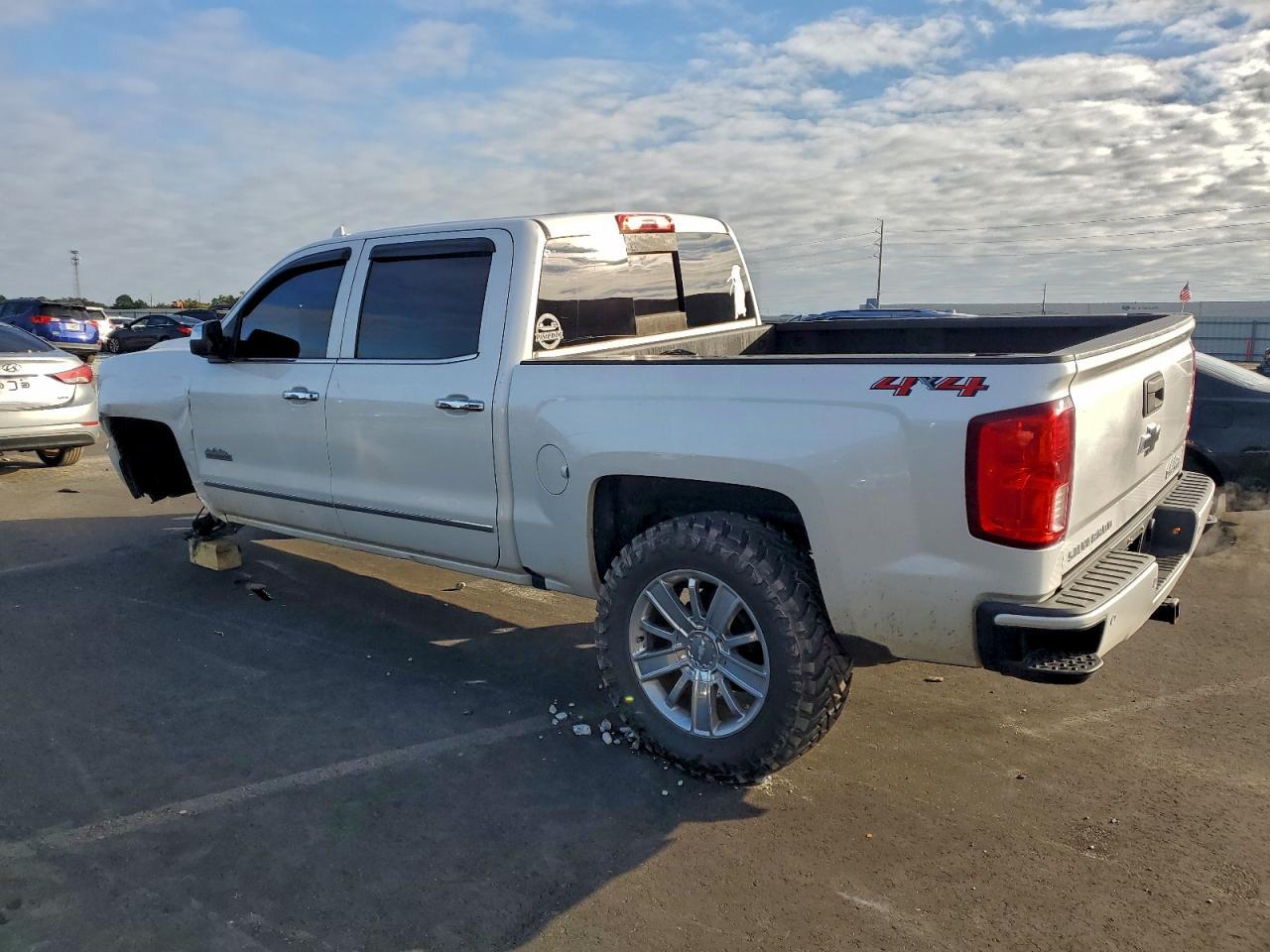 2018 CHEVROLET Silverado