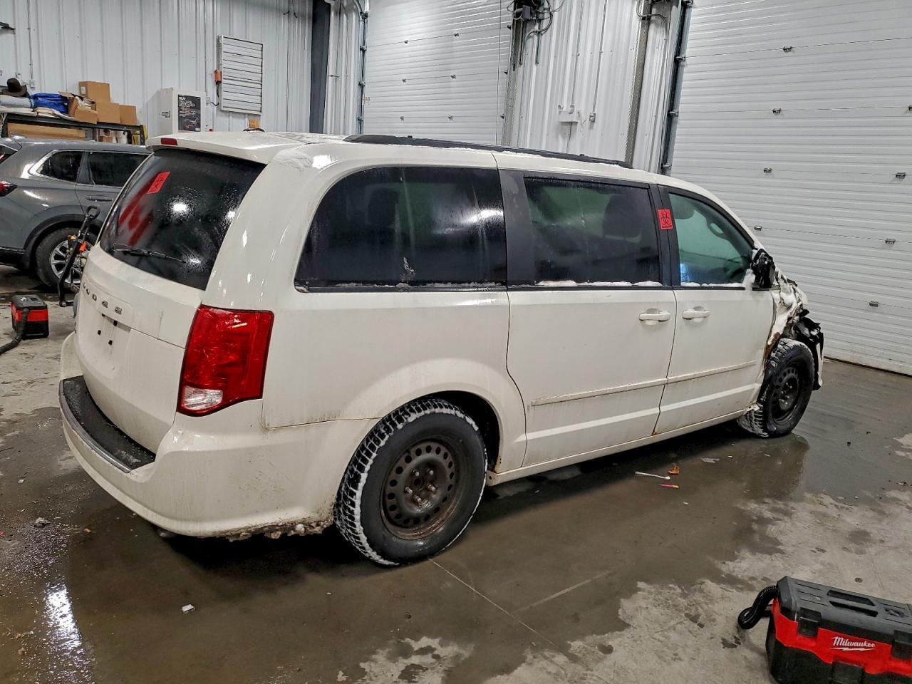 2011 DODGE GRAND CARAVAN