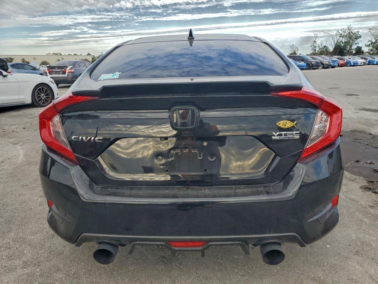2016 HONDA CIVIC