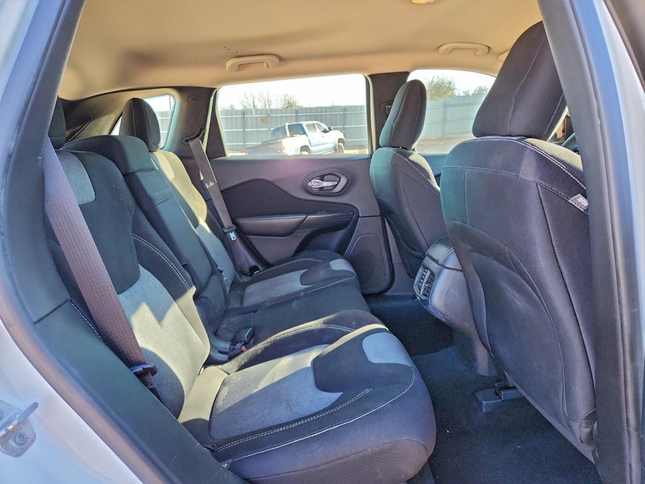 2015 JEEP CHEROKEE