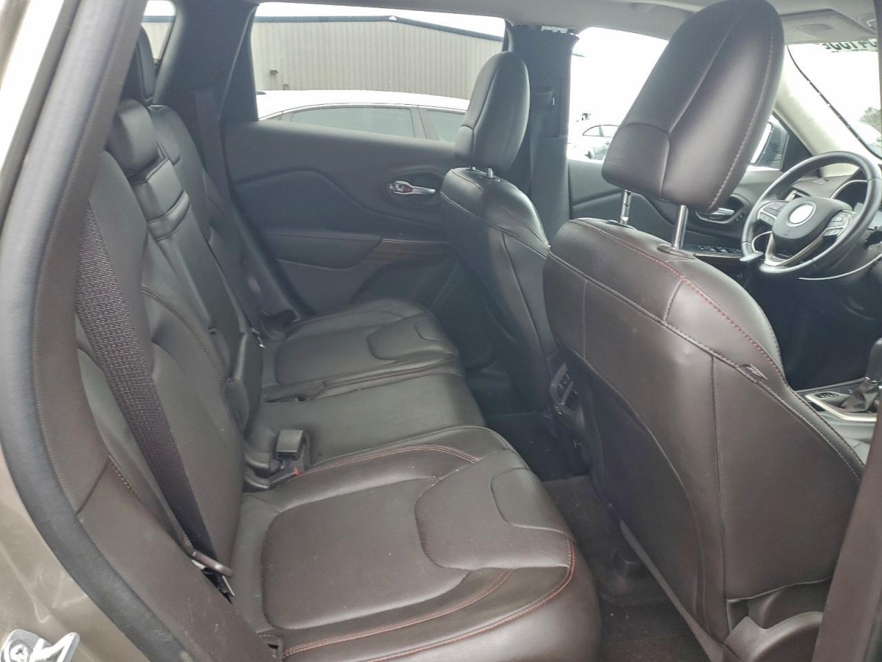 2016 JEEP CHEROKEE