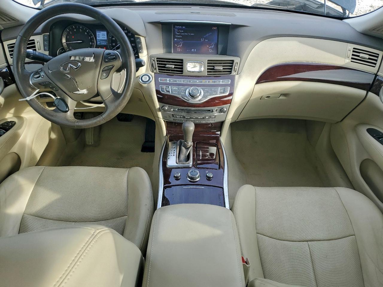 2015 INFINITI Q70