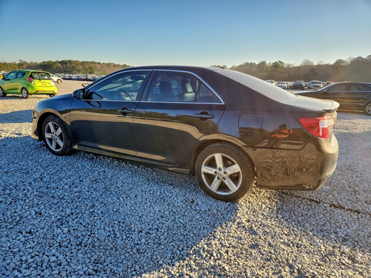 2014 TOYOTA CAMRY