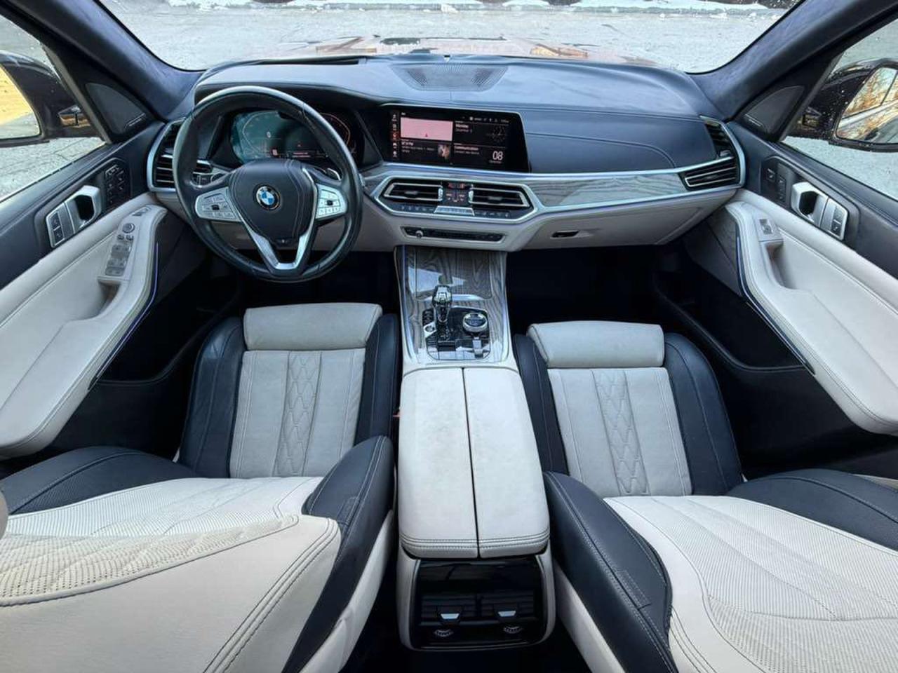 2019 BMW X7