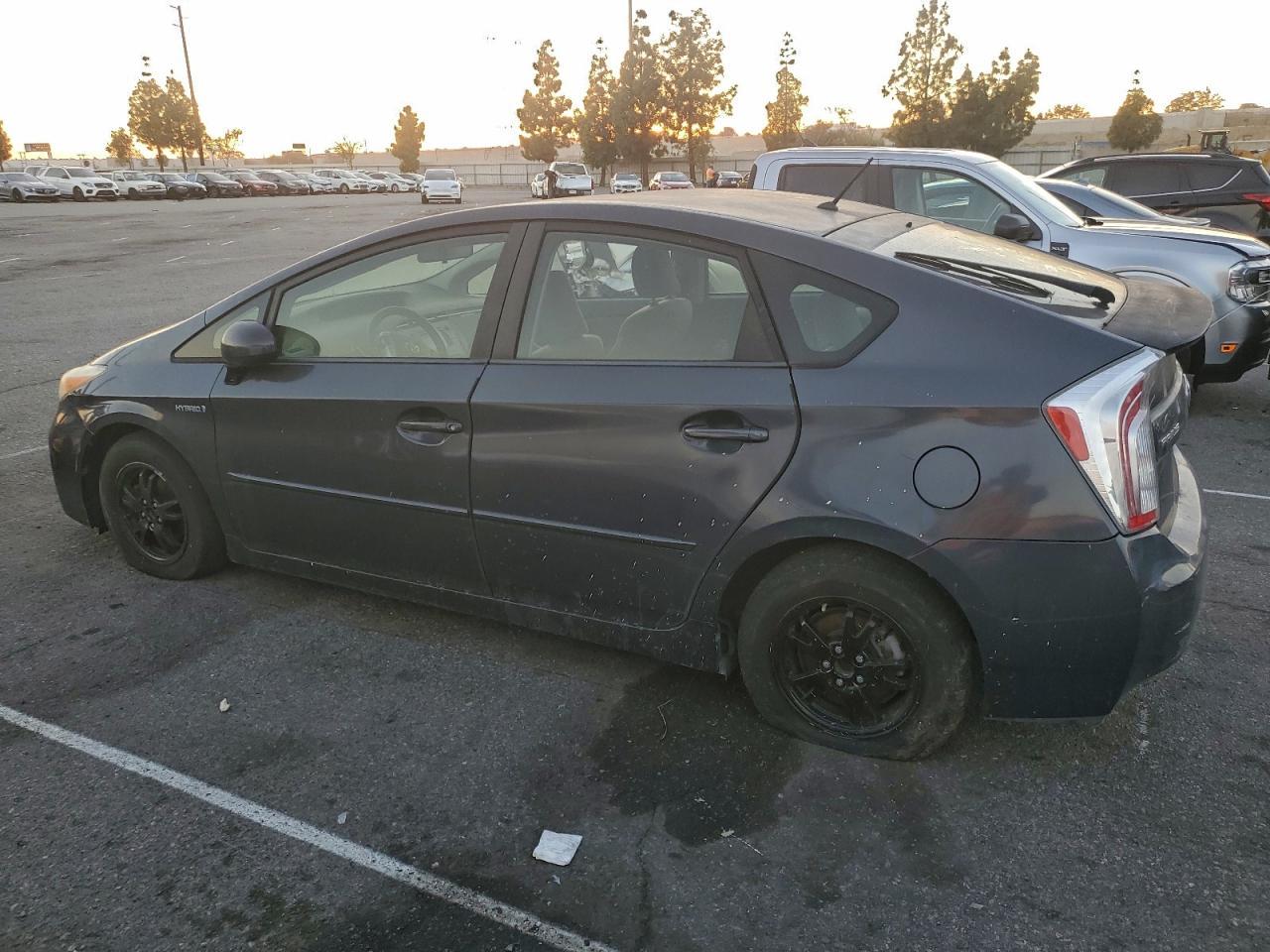 2012 TOYOTA PRIUS