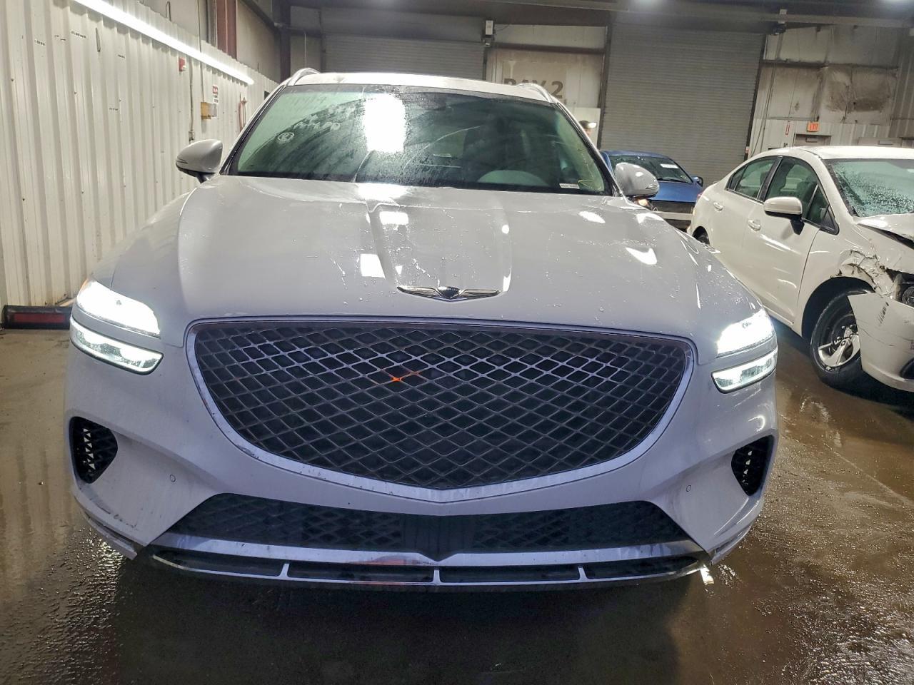 2025 GENESIS GV70