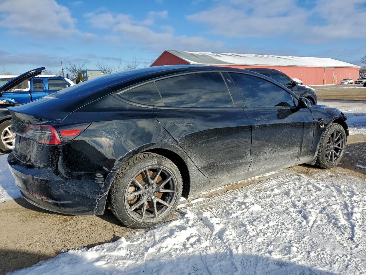 2021 TESLA MODEL 3