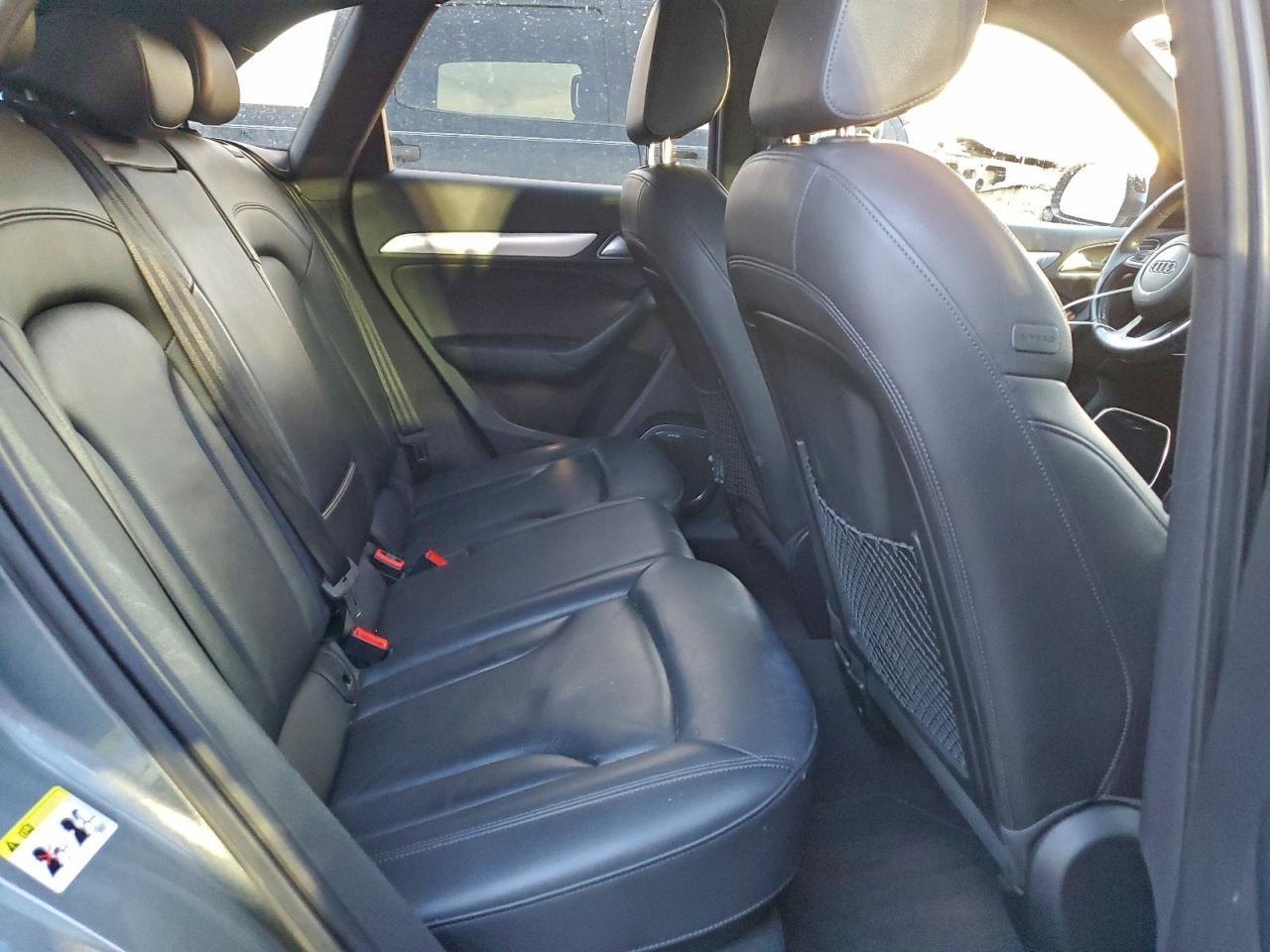 2016 AUDI Q3
