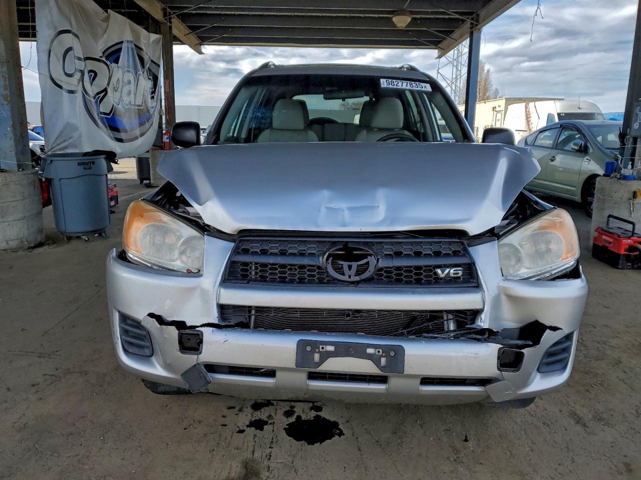 2011 TOYOTA RAV4