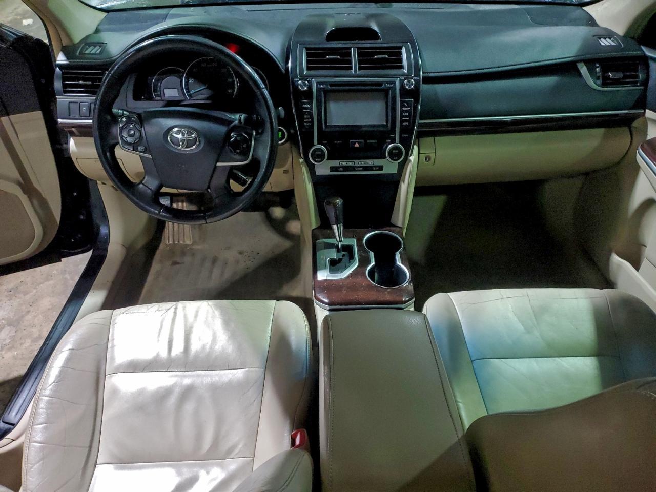 2012 TOYOTA CAMRY