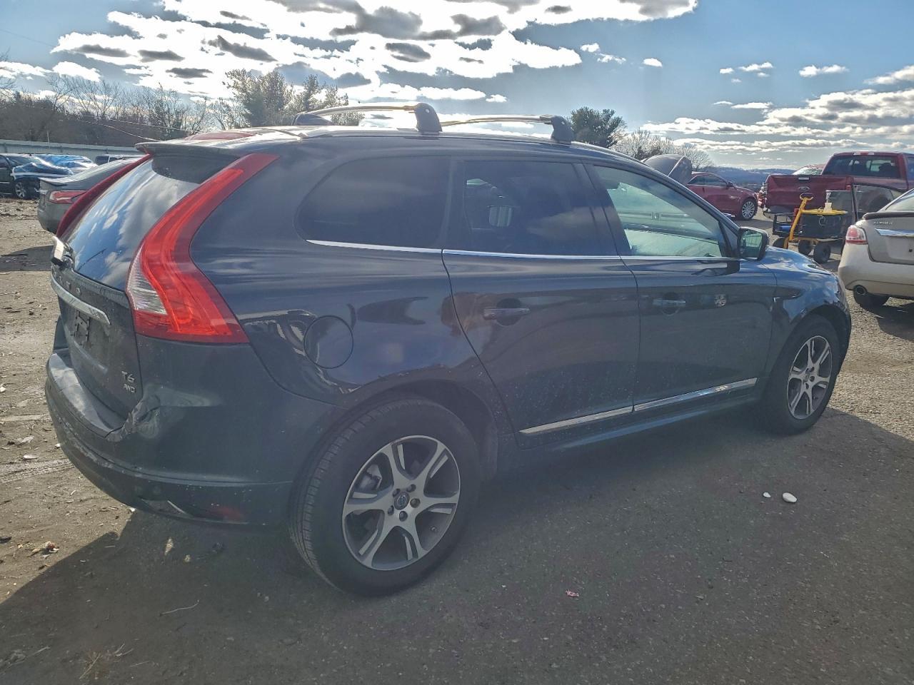 2014 VOLVO XC60