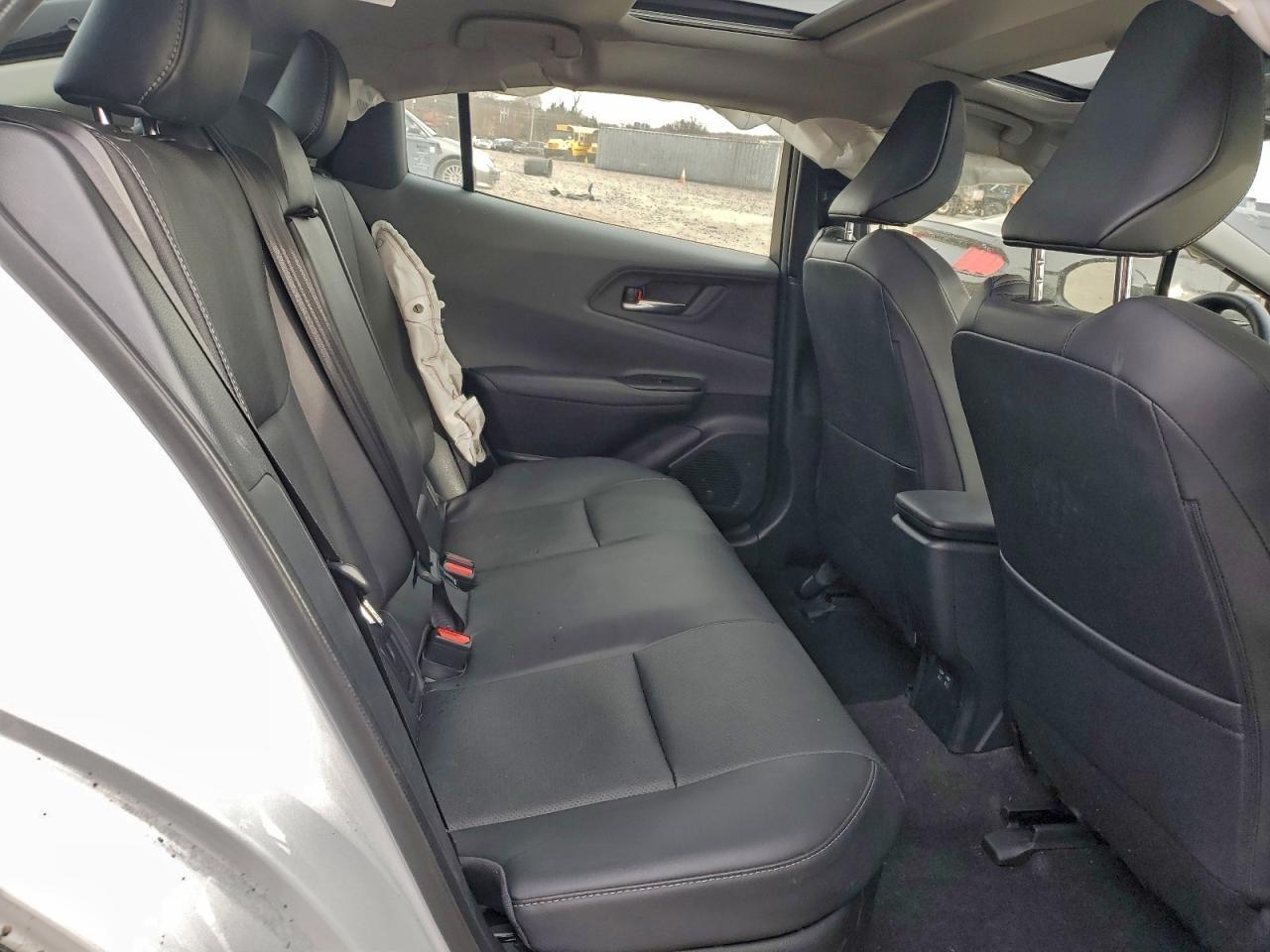 2024 TOYOTA PRIUS
