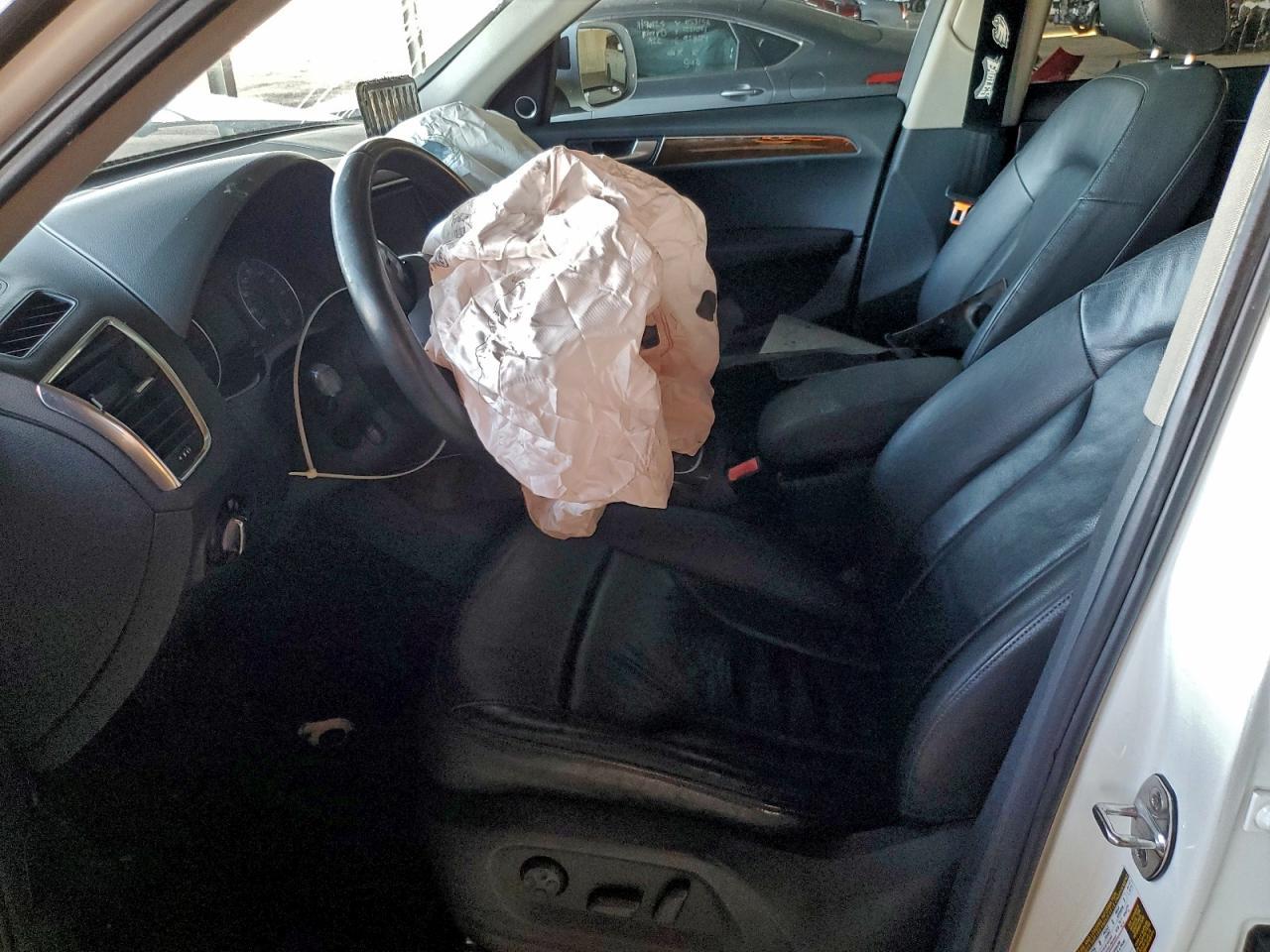 2009 AUDI Q5