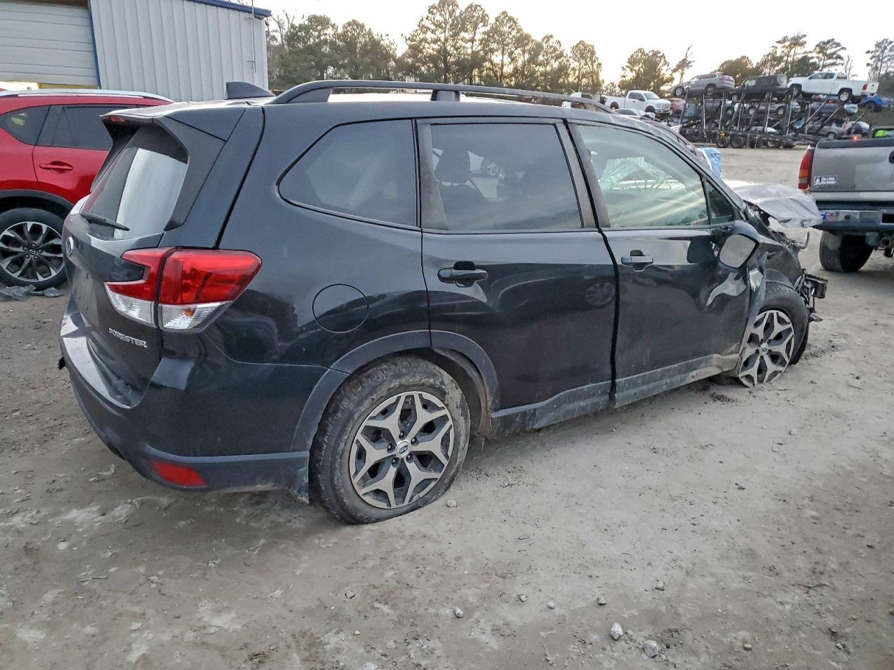 2021 SUBARU FORESTER