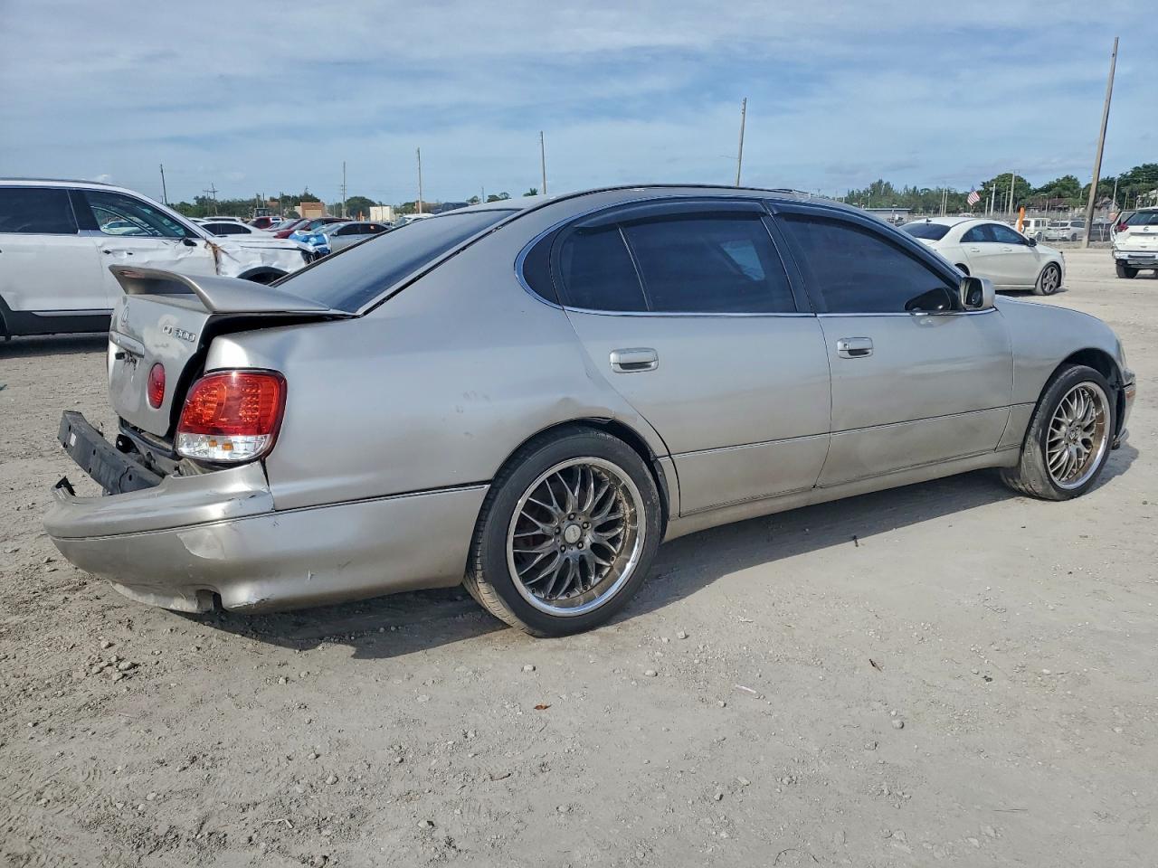 2001 LEXUS GS 300