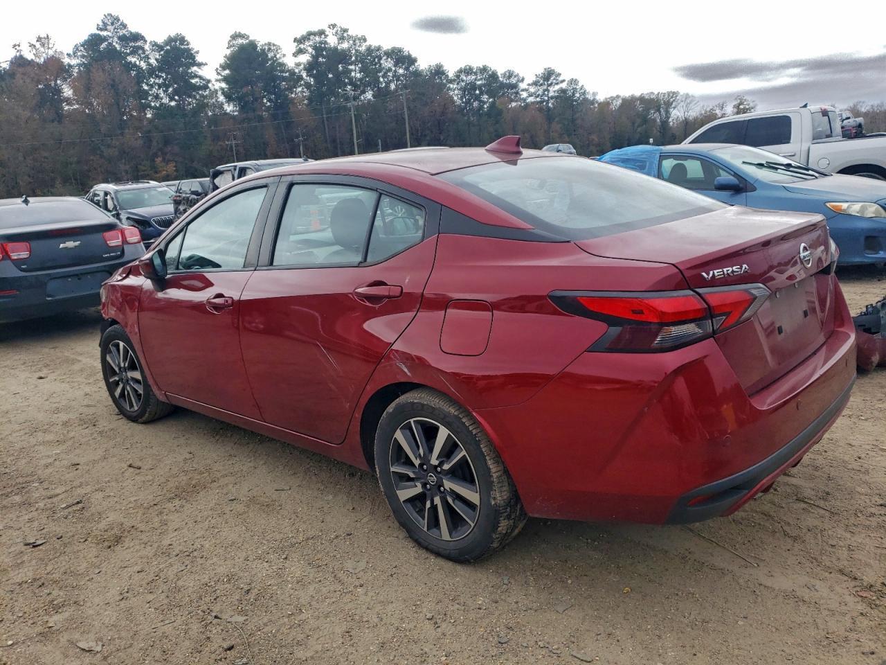 2021 NISSAN VERSA