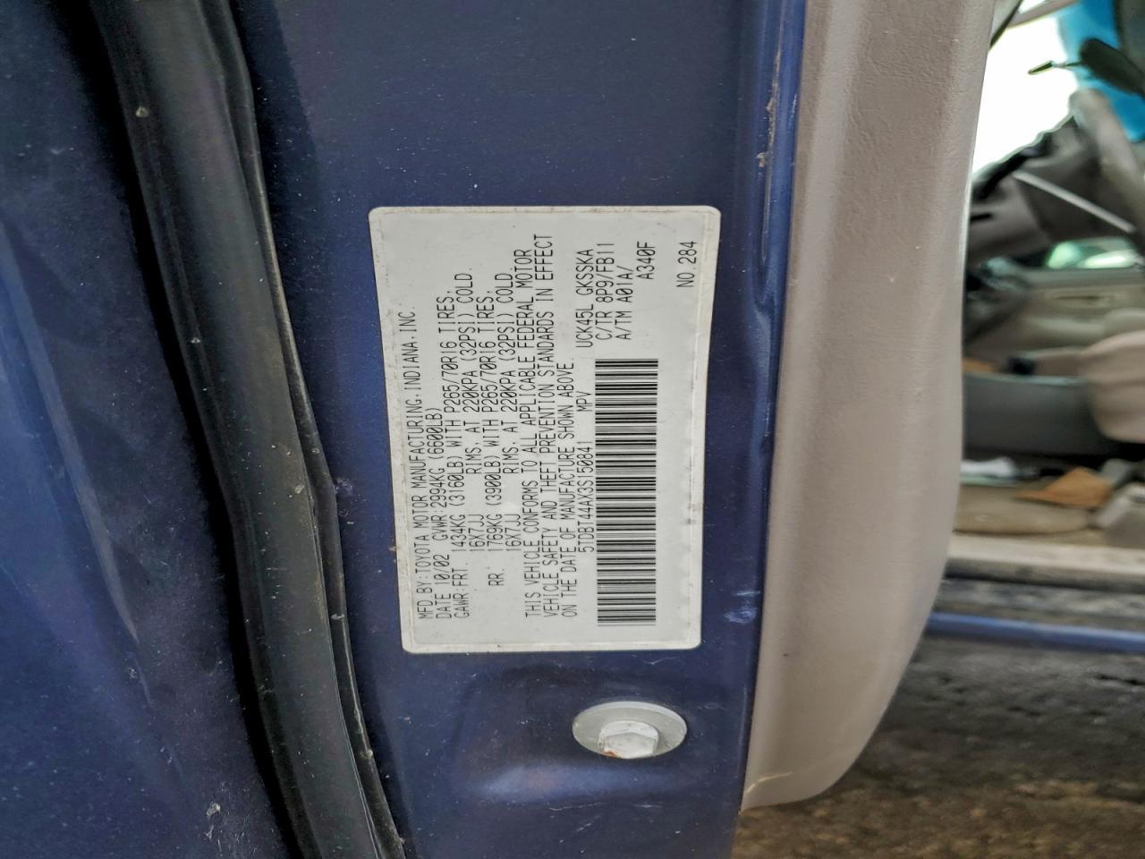 2003 TOYOTA Sequoia