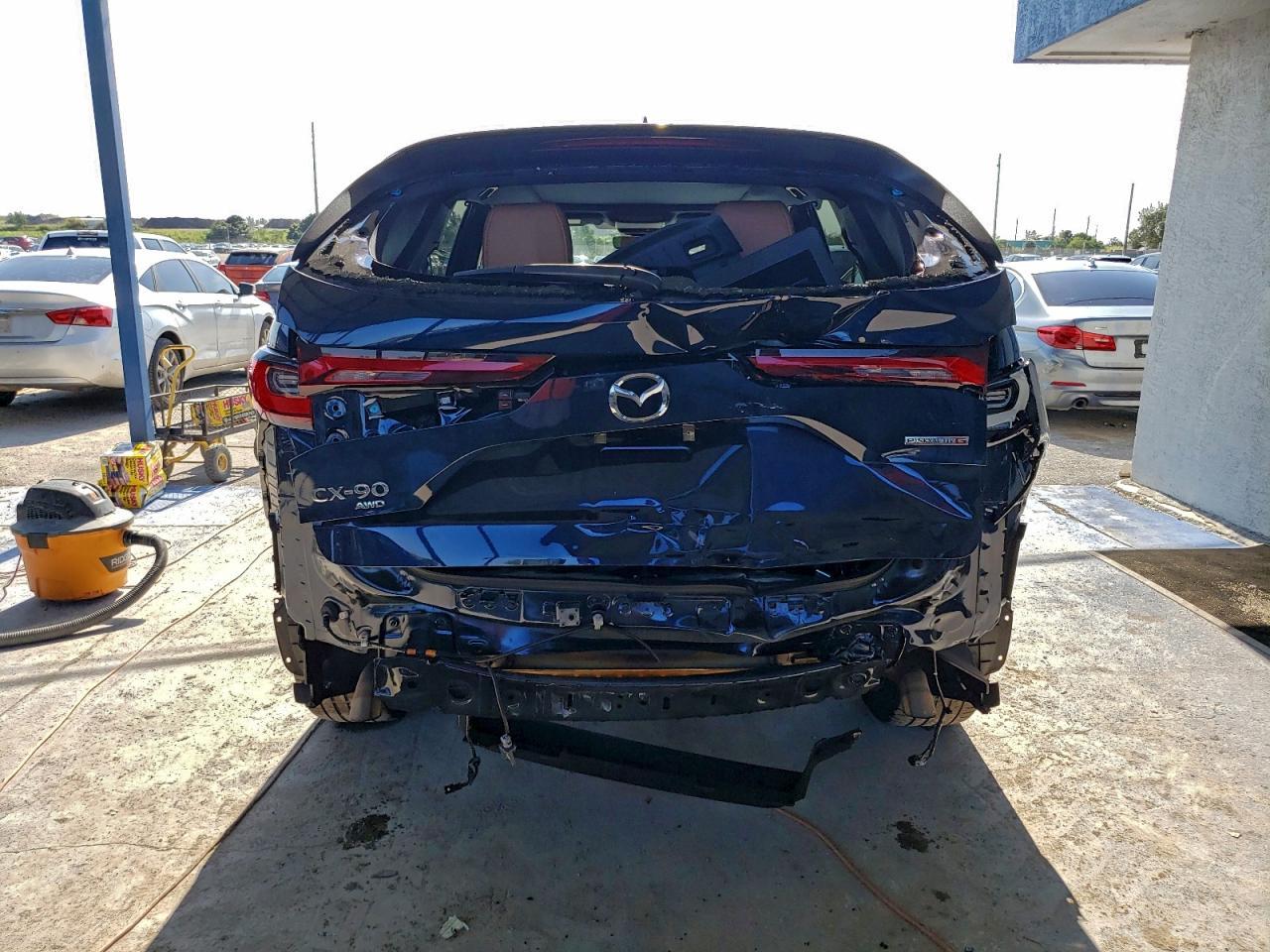 2025 MAZDA CX-90