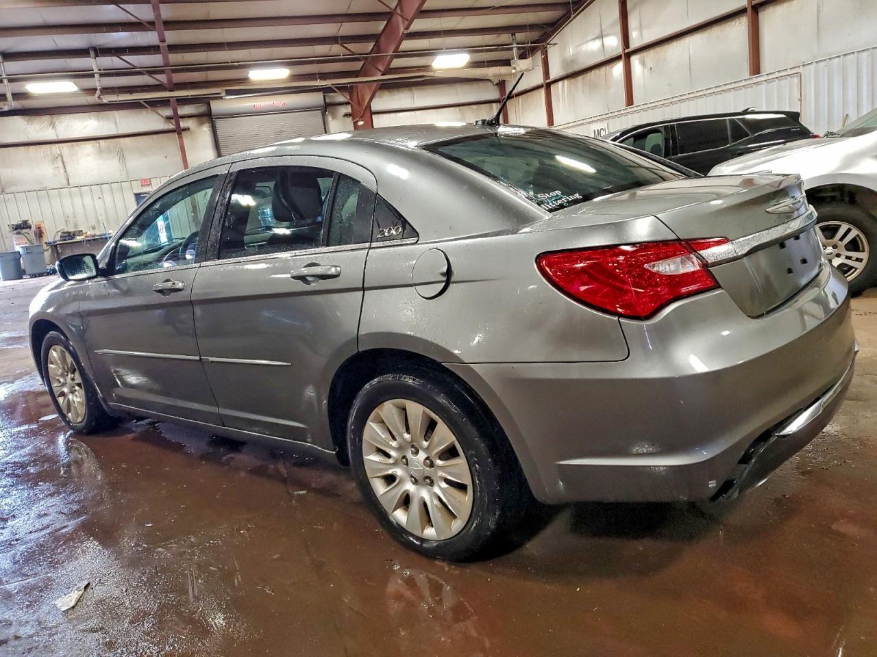 2013 CHRYSLER 200