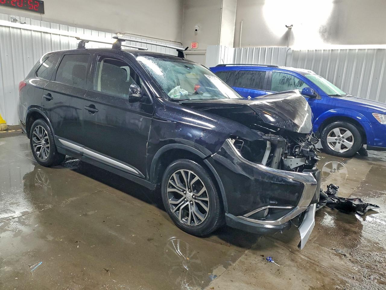 2016 MITSUBISHI outlander