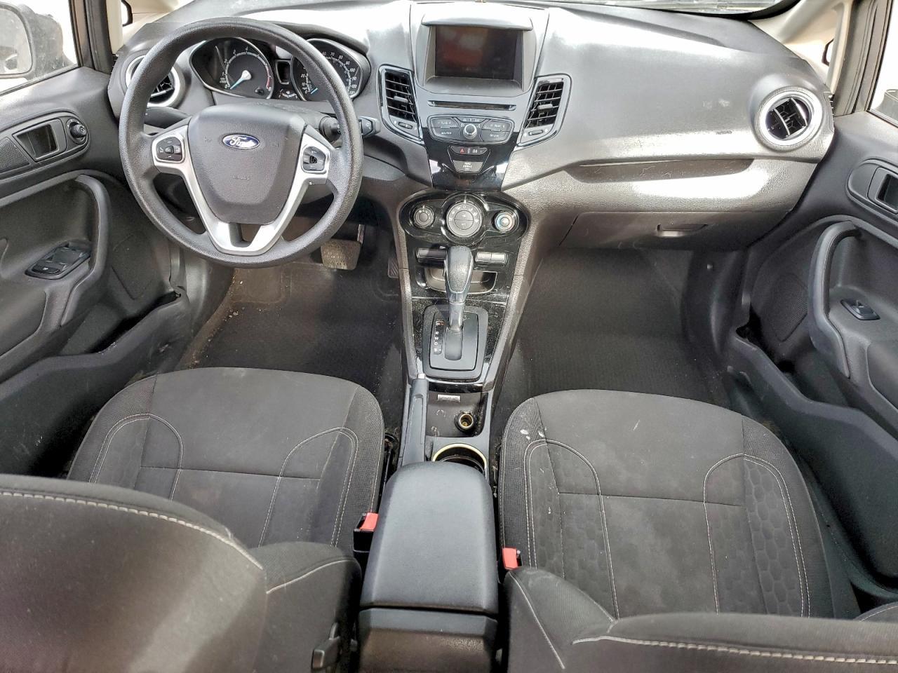 2017 FORD Fiesta