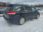 2011 TOYOTA SIENNA
