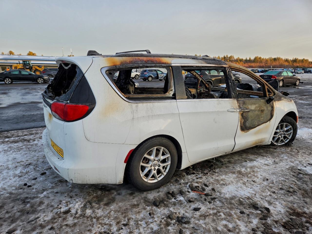 2021 CHRYSLER Voyager