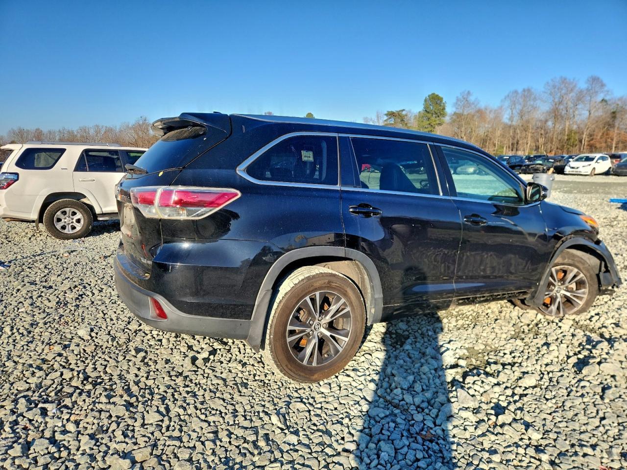 2016 TOYOTA HIGHLANDER