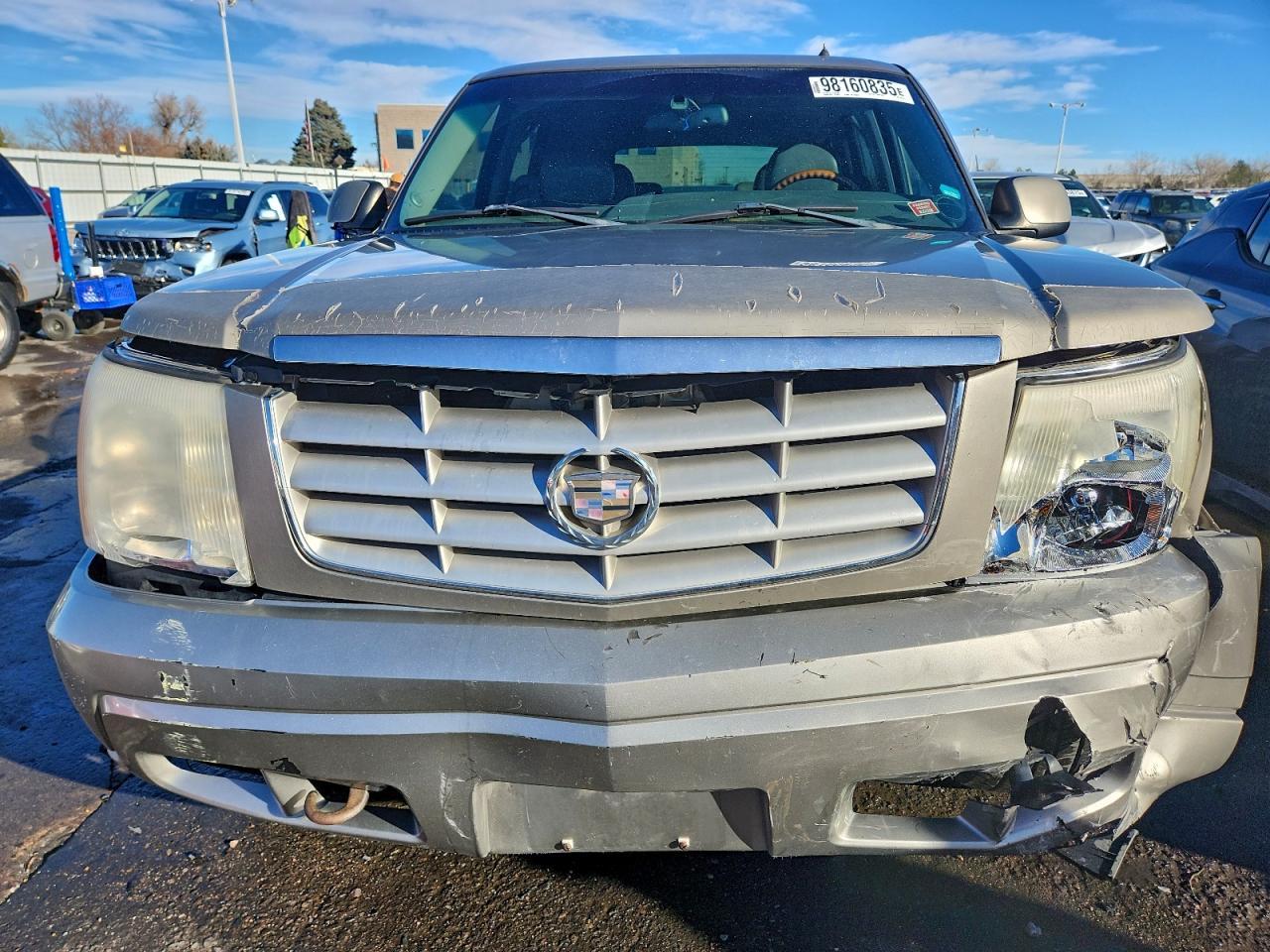 2002 CADILLAC ESCALADE